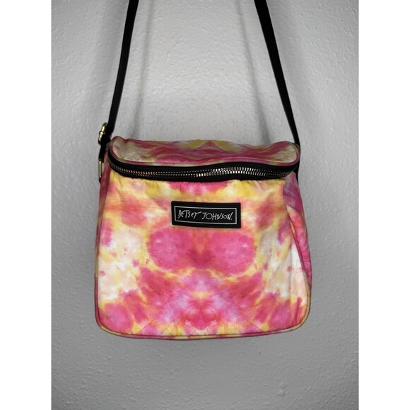 Betsey Johnson Multi-Color Tie Dye Floral Insulated Lunch Bag Tote With Strap - Picture 1 of 10